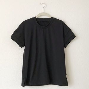 lululemon space tee